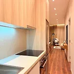 아파트 Cozy Luxury 티라나